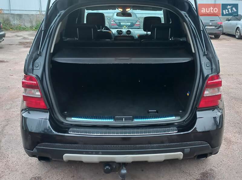 Позашляховик / Кросовер Mercedes-Benz M-Class 2006 в Житомирі