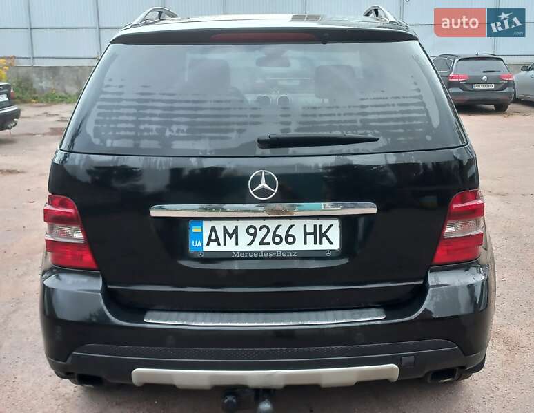 Позашляховик / Кросовер Mercedes-Benz M-Class 2006 в Житомирі