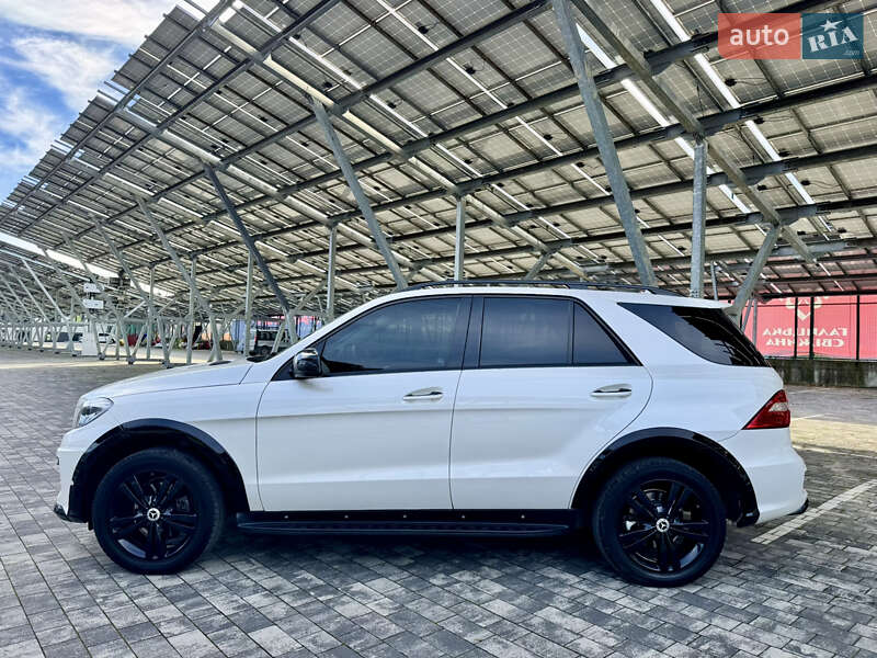 Позашляховик / Кросовер Mercedes-Benz M-Class 2013 в Львові фото 5 Позашляховик / Кросовер Mercedes-Benz M-Class 2013 в Львові