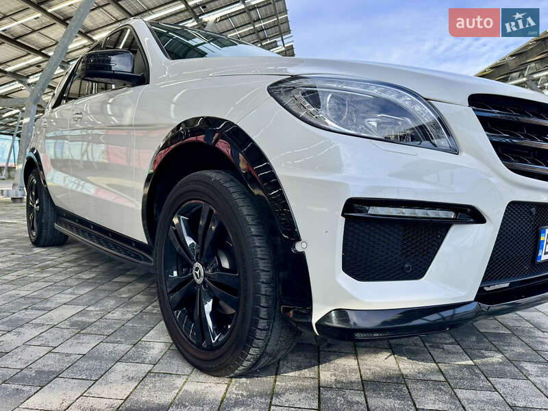 Позашляховик / Кросовер Mercedes-Benz M-Class 2013 в Львові фото 44 Позашляховик / Кросовер Mercedes-Benz M-Class 2013 в Львові