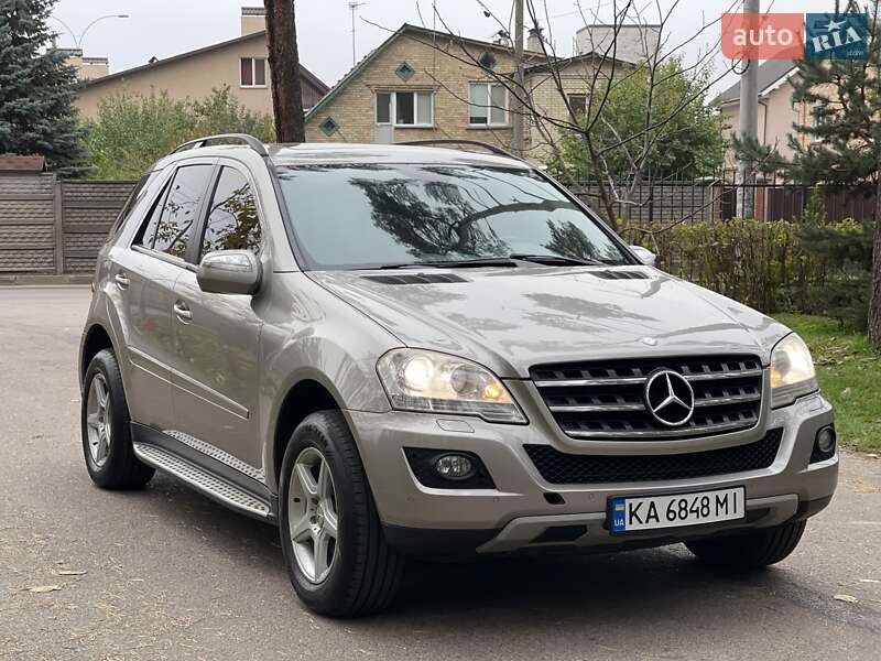 Позашляховик / Кросовер Mercedes-Benz M-Class 2008 в Києві