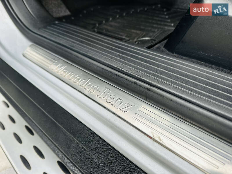 Позашляховик / Кросовер Mercedes-Benz M-Class 2013 в Дніпрі