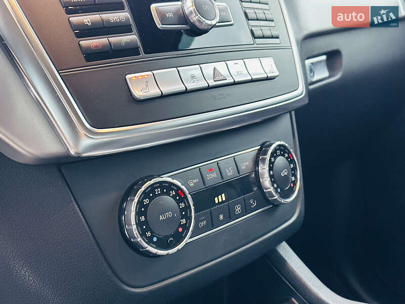 Позашляховик / Кросовер Mercedes-Benz M-Class 2013 в Дніпрі
