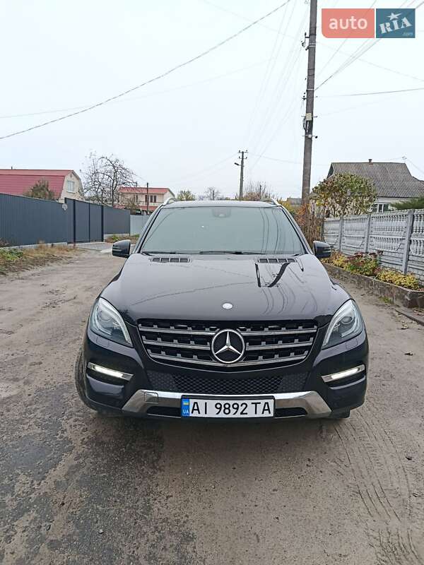 Внедорожник / Кроссовер Mercedes-Benz M-Class 2013 в Киеве фото 27 Внедорожник / Кроссовер Mercedes-Benz M-Class 2013 в Киеве