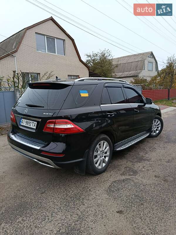 Внедорожник / Кроссовер Mercedes-Benz M-Class 2013 в Киеве фото 37 Внедорожник / Кроссовер Mercedes-Benz M-Class 2013 в Киеве