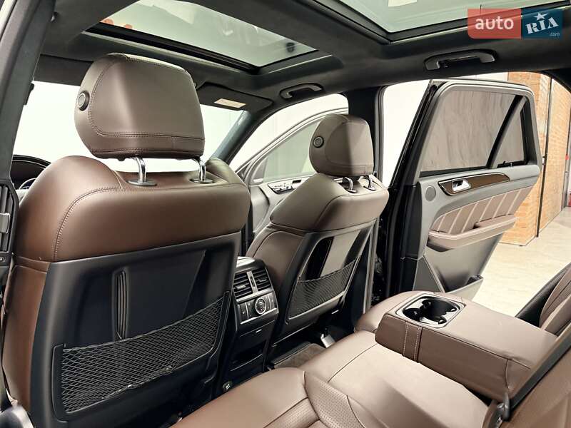 Внедорожник / Кроссовер Mercedes-Benz M-Class 2012 в Киеве фото 26 Внедорожник / Кроссовер Mercedes-Benz M-Class 2012 в Киеве