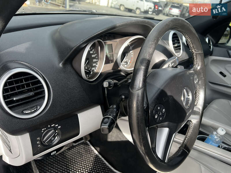 Внедорожник / Кроссовер Mercedes-Benz M-Class 2010 в Трускавце фото 12 Внедорожник / Кроссовер Mercedes-Benz M-Class 2010 в Трускавце