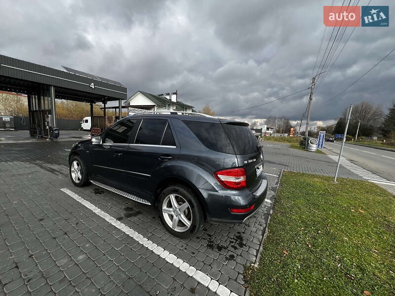 Внедорожник / Кроссовер Mercedes-Benz M-Class 2010 в Трускавце фото 22 Внедорожник / Кроссовер Mercedes-Benz M-Class 2010 в Трускавце