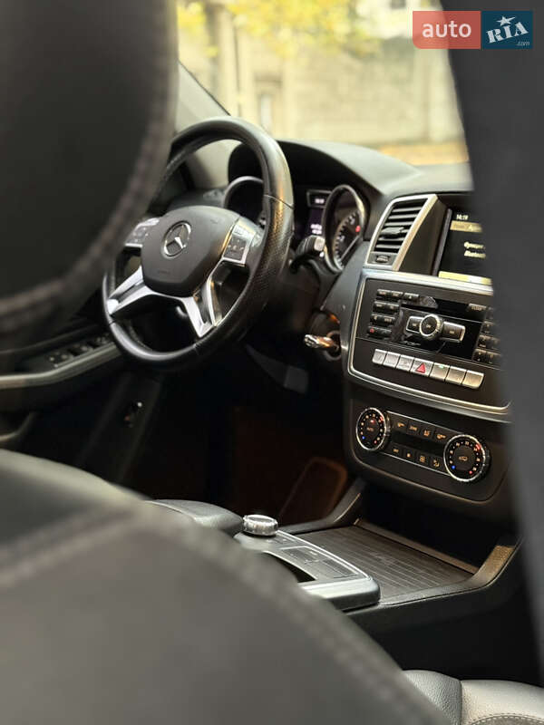 Позашляховик / Кросовер Mercedes-Benz M-Class 2012 в Миколаєві фото 15 Позашляховик / Кросовер Mercedes-Benz M-Class 2012 в Миколаєві
