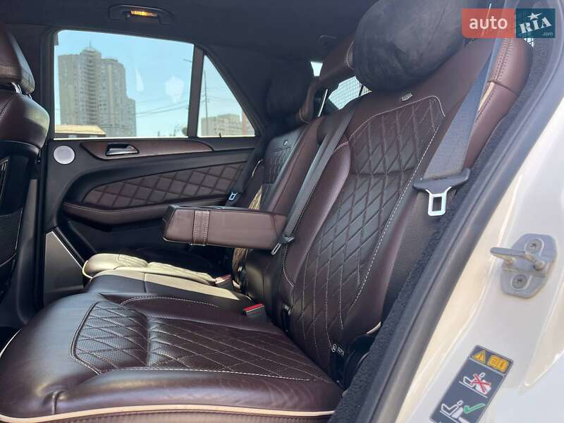 Позашляховик / Кросовер Mercedes-Benz M-Class 2014 в Києві фото 12 Позашляховик / Кросовер Mercedes-Benz M-Class 2014 в Києві