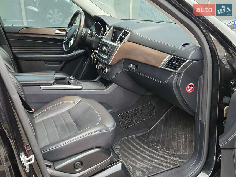 Внедорожник / Кроссовер Mercedes-Benz M-Class 2013 в Киеве фото 22 Внедорожник / Кроссовер Mercedes-Benz M-Class 2013 в Киеве