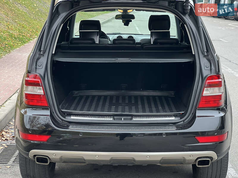 Внедорожник / Кроссовер Mercedes-Benz M-Class 2008 в Киеве