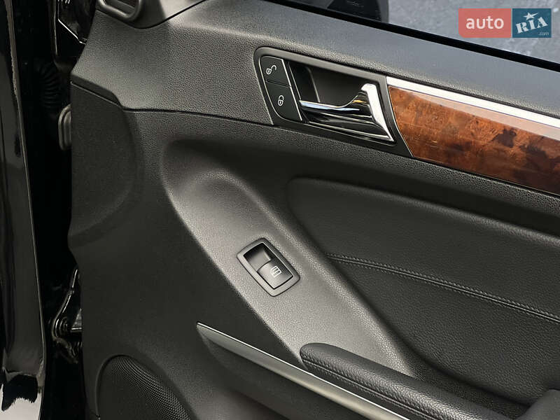 Внедорожник / Кроссовер Mercedes-Benz M-Class 2008 в Киеве