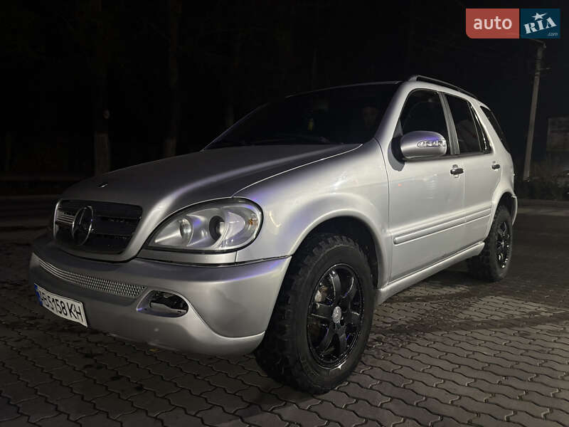 Mercedes-Benz M-Class 2003