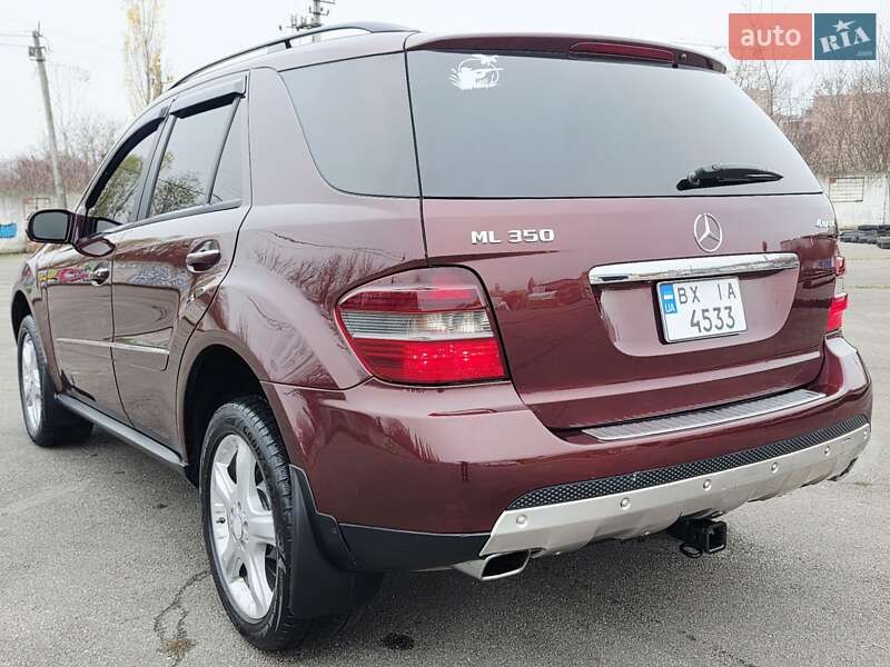 Позашляховик / Кросовер Mercedes-Benz M-Class 2007 в Хмельницькому фото 11 Позашляховик / Кросовер Mercedes-Benz M-Class 2007 в Хмельницькому