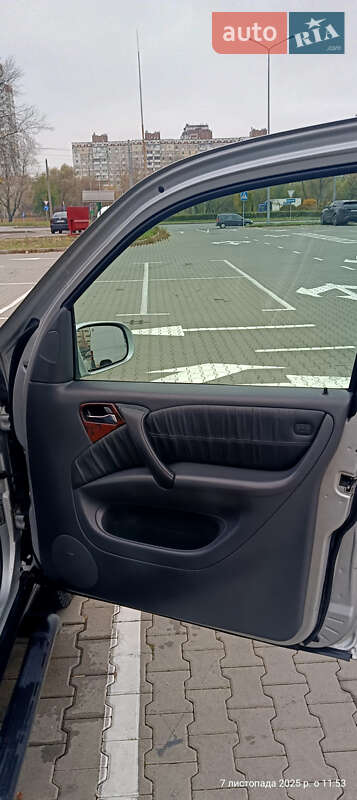 Внедорожник / Кроссовер Mercedes-Benz M-Class 2002 в Киеве фото 25 Внедорожник / Кроссовер Mercedes-Benz M-Class 2002 в Киеве