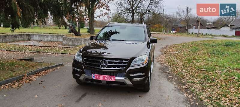 Позашляховик / Кросовер Mercedes-Benz M-Class 2012 в Дубні фото 3 Позашляховик / Кросовер Mercedes-Benz M-Class 2012 в Дубні