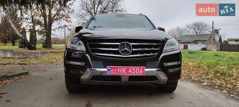 Позашляховик / Кросовер Mercedes-Benz M-Class 2012 в Дубні фото 17 Позашляховик / Кросовер Mercedes-Benz M-Class 2012 в Дубні