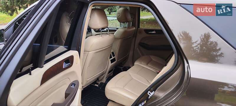 Позашляховик / Кросовер Mercedes-Benz M-Class 2012 в Дубні фото 56 Позашляховик / Кросовер Mercedes-Benz M-Class 2012 в Дубні