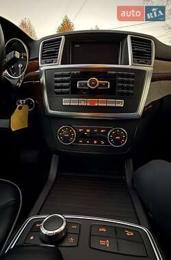 Внедорожник / Кроссовер Mercedes-Benz M-Class 2012 в Иршаве