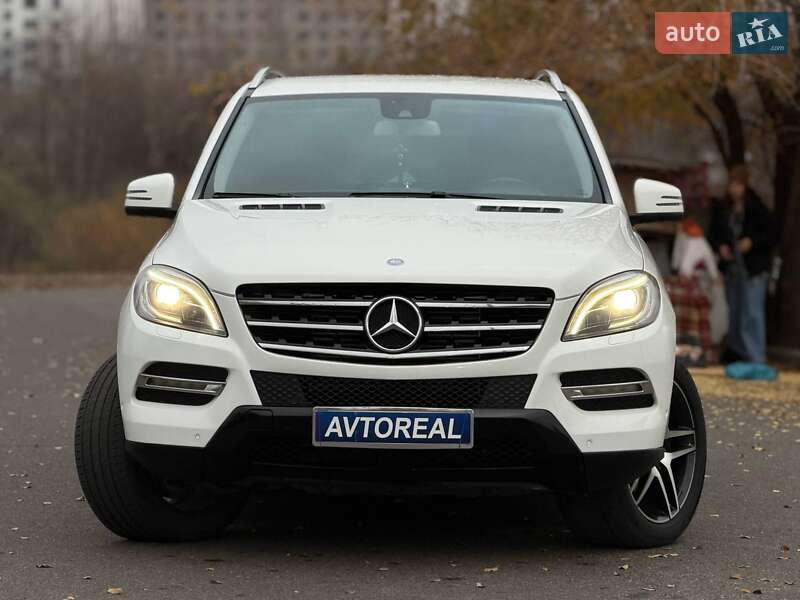 Позашляховик / Кросовер Mercedes-Benz M-Class 2013 в Кривому Розі