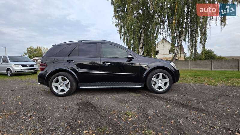 Позашляховик / Кросовер Mercedes-Benz M-Class 2006 в Рівному