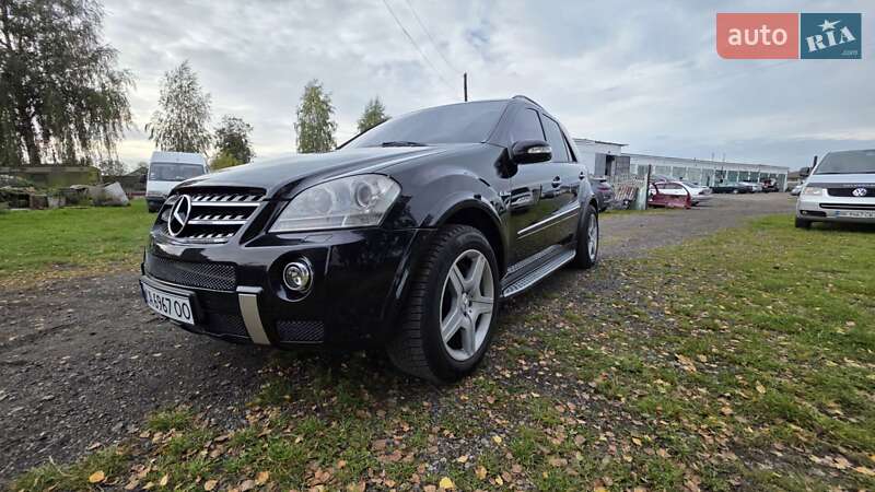Позашляховик / Кросовер Mercedes-Benz M-Class 2006 в Рівному