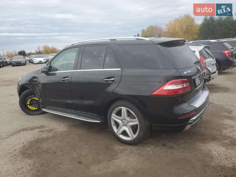 Внедорожник / Кроссовер Mercedes-Benz M-Class 2014 в Львове