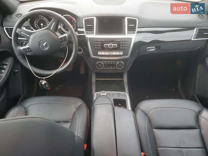 Внедорожник / Кроссовер Mercedes-Benz M-Class 2014 в Львове