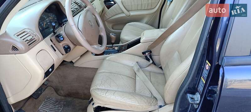 Внедорожник / Кроссовер Mercedes-Benz M-Class 2005 в Коростышеве фото 5 Внедорожник / Кроссовер Mercedes-Benz M-Class 2005 в Коростышеве