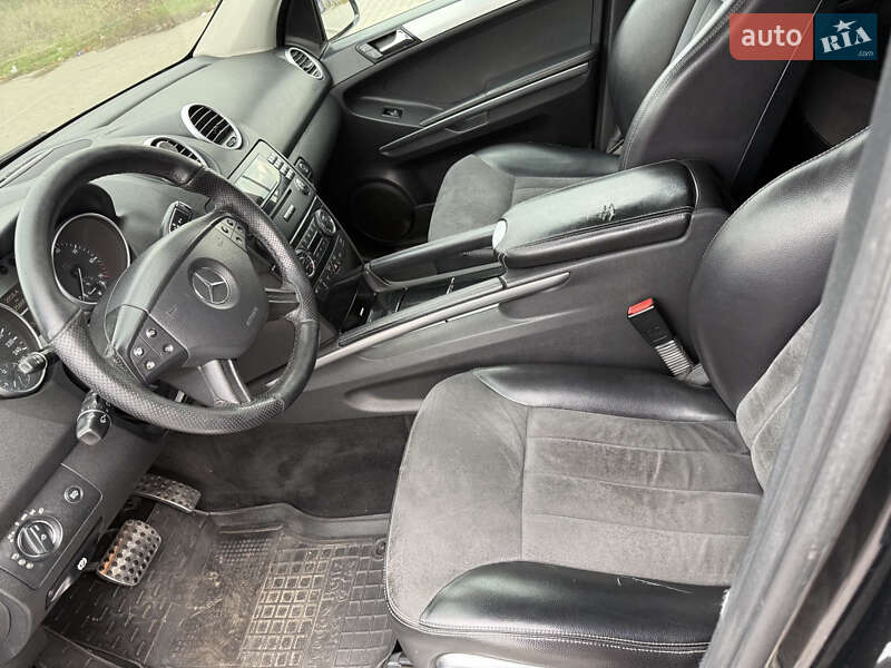 Позашляховик / Кросовер Mercedes-Benz M-Class 2006 в Запоріжжі