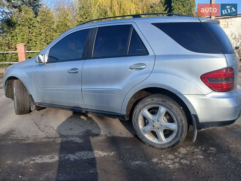 Внедорожник / Кроссовер Mercedes-Benz M-Class 2007 в Крыжополе