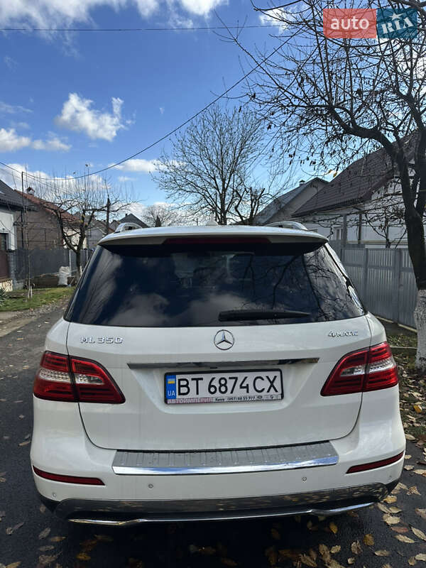 Позашляховик / Кросовер Mercedes-Benz M-Class 2013 в Хусті фото 2 Позашляховик / Кросовер Mercedes-Benz M-Class 2013 в Хусті