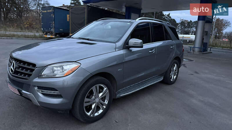 Позашляховик / Кросовер Mercedes-Benz M-Class 2012 в Шепетівці