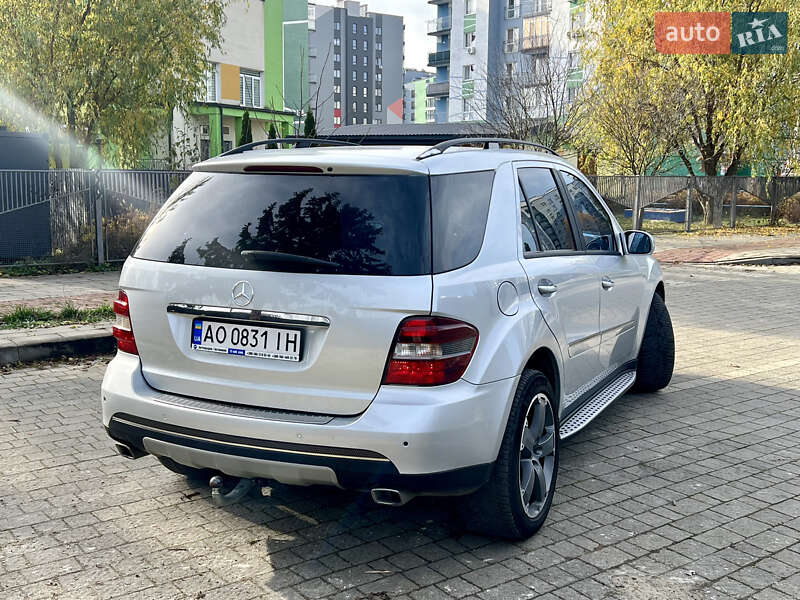 Внедорожник / Кроссовер Mercedes-Benz M-Class 2006 в Ивано-Франковске