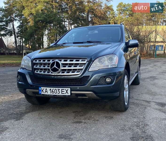 Позашляховик / Кросовер Mercedes-Benz M-Class 2010 в Білій Церкві фото 11 Позашляховик / Кросовер Mercedes-Benz M-Class 2010 в Білій Церкві