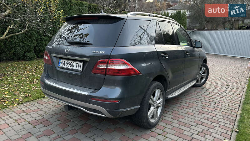 Позашляховик / Кросовер Mercedes-Benz M-Class 2013 в Києві