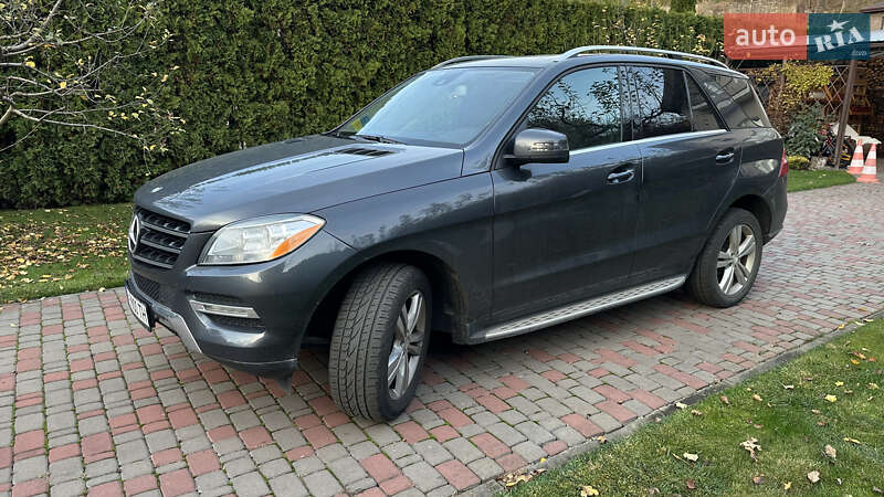 Позашляховик / Кросовер Mercedes-Benz M-Class 2013 в Києві