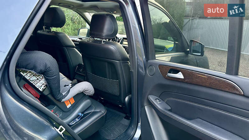 Позашляховик / Кросовер Mercedes-Benz M-Class 2013 в Києві