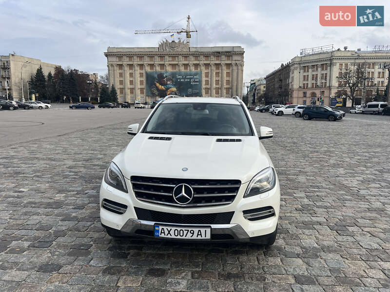Внедорожник / Кроссовер Mercedes-Benz M-Class 2013 в Харькове фото Внедорожник / Кроссовер Mercedes-Benz M-Class 2013 в Харькове