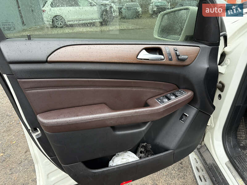 Позашляховик / Кросовер Mercedes-Benz M-Class 2012 в Києві фото 10 Позашляховик / Кросовер Mercedes-Benz M-Class 2012 в Києві