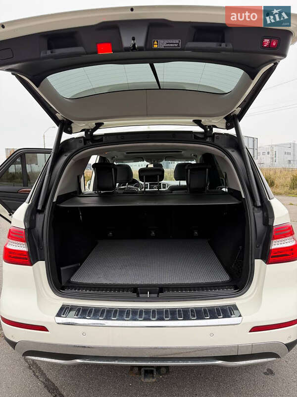 Внедорожник / Кроссовер Mercedes-Benz M-Class 2013 в Хмельницком