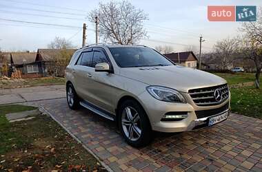 Позашляховик / Кросовер Mercedes-Benz M-Class 2013 в Подільську