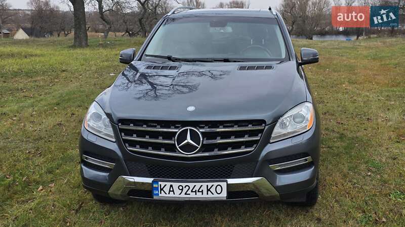 Позашляховик / Кросовер Mercedes-Benz M-Class 2014 в Конотопі