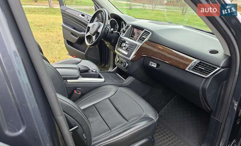 Позашляховик / Кросовер Mercedes-Benz M-Class 2014 в Конотопі