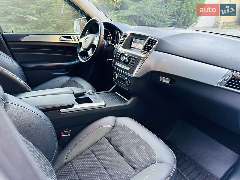 Позашляховик / Кросовер Mercedes-Benz M-Class 2012 в Дніпрі фото 39 Позашляховик / Кросовер Mercedes-Benz M-Class 2012 в Дніпрі