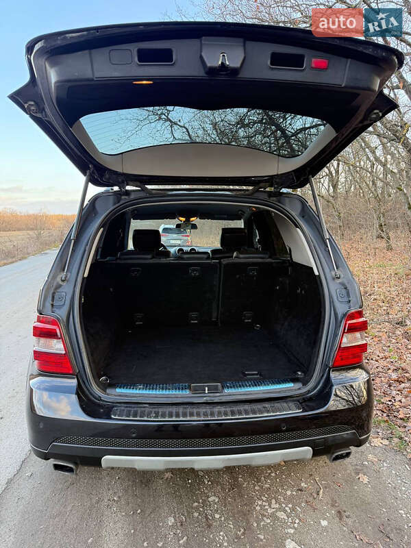 Внедорожник / Кроссовер Mercedes-Benz M-Class 2006 в Новомосковске фото 10 Внедорожник / Кроссовер Mercedes-Benz M-Class 2006 в Новомосковске