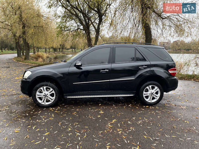 Внедорожник / Кроссовер Mercedes-Benz M-Class 2005 в Ровно фото 2 Внедорожник / Кроссовер Mercedes-Benz M-Class 2005 в Ровно
