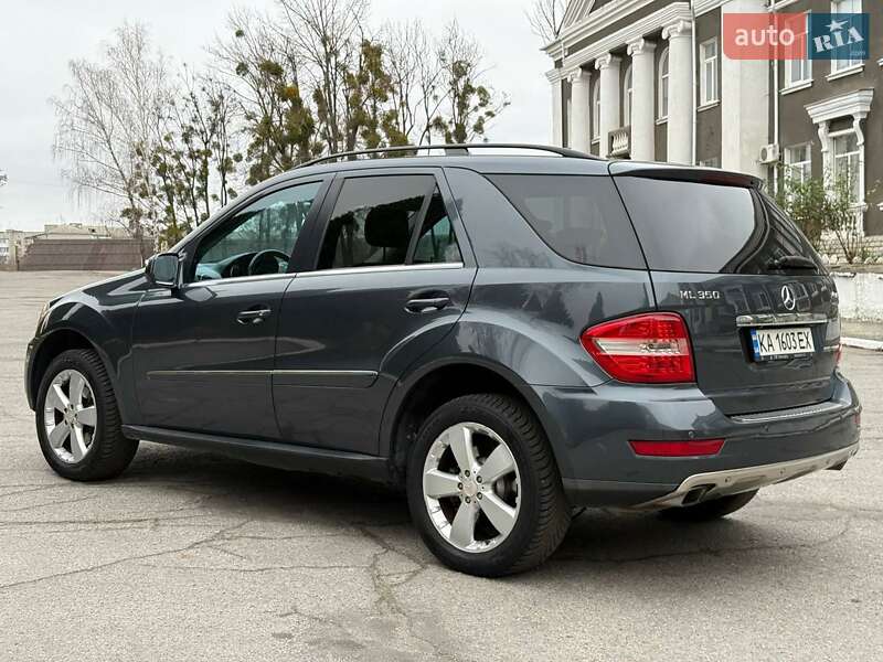 Внедорожник / Кроссовер Mercedes-Benz M-Class 2010 в Белой Церкви фото 6 Внедорожник / Кроссовер Mercedes-Benz M-Class 2010 в Белой Церкви