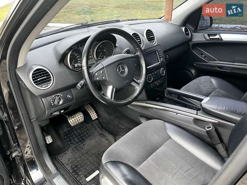 Позашляховик / Кросовер Mercedes-Benz M-Class 2005 в Шишаках фото 17 Позашляховик / Кросовер Mercedes-Benz M-Class 2005 в Шишаках